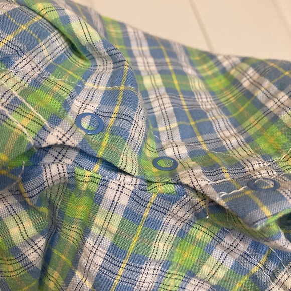 Little Me Plaid Shorts and Sleeveless Onesie 9 months - Picture 12 of 16